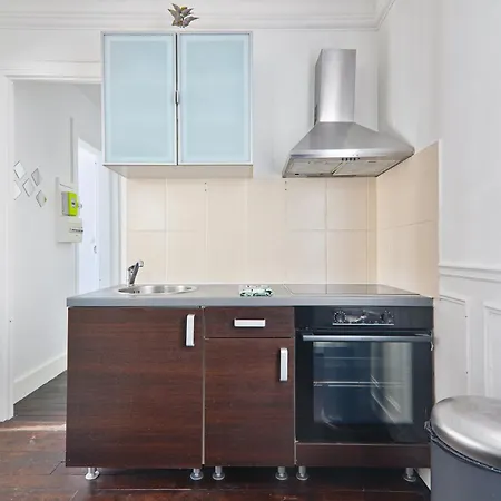 Heart Of Paris-1br-2p-montparnasse -free Netflix Appartement *