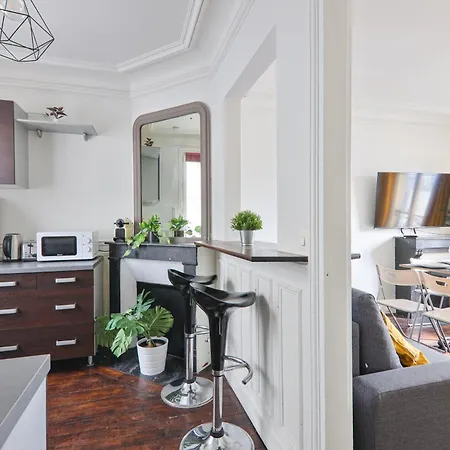 Heart Of Paris-1br-2p-montparnasse -free Netflix Apartment